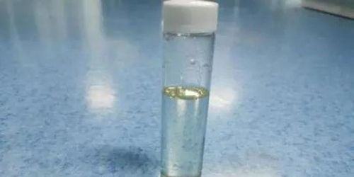 中国科研团队实现钙钛矿光伏材料制备工艺创新