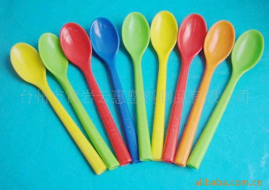 供应塑料二合一吸管勺 多功能餐饮工具的优选伙伴