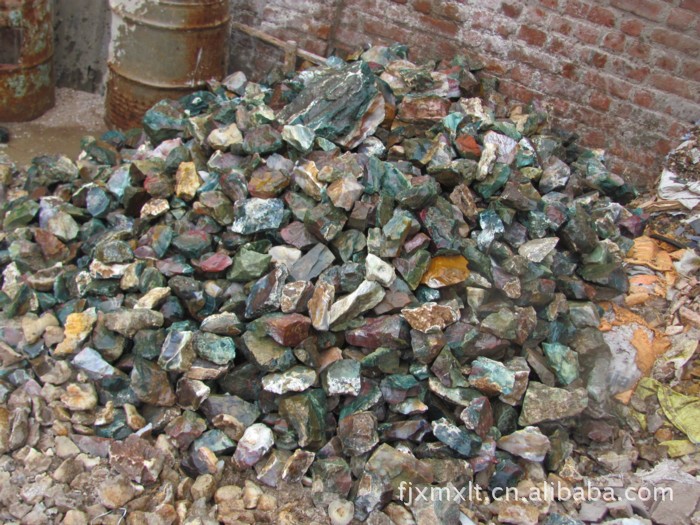 印度七彩玉原料 工艺品制作的璀璨瑰宝